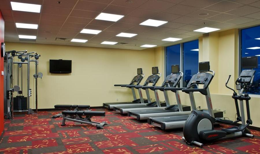 Courtyard By Marriott Ottawa East Hotel Exterior photo